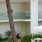 Banu Luxury B&B 말마리스
