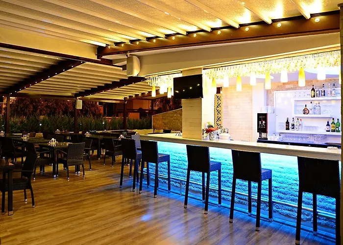 住宿加早餐酒店 Banu Luxury 马尔马里斯