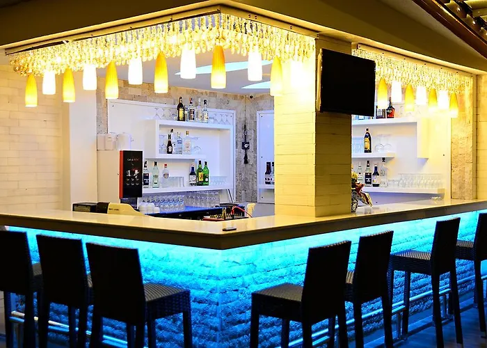 住宿加早餐酒店 Banu Luxury 马尔马里斯