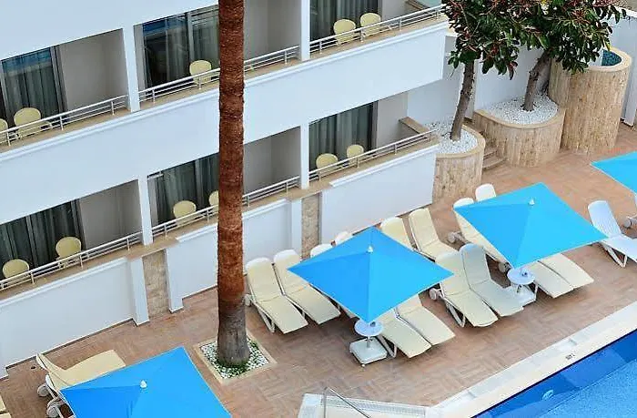 住宿加早餐酒店 Banu Luxury 马尔马里斯